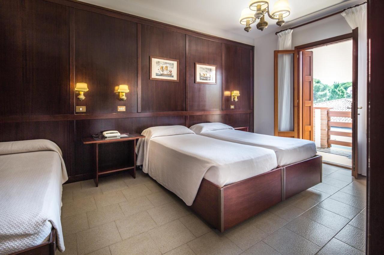 Hotel Capanna D'Oro Dependance Lignano Sabbiadoro Exterior photo